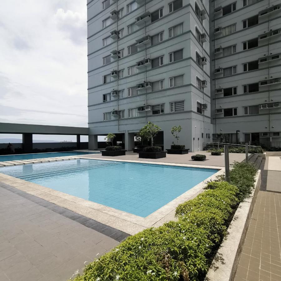Avida Davao Condos, Downtown Cm Recto Avenue, Davao City Exterior photo